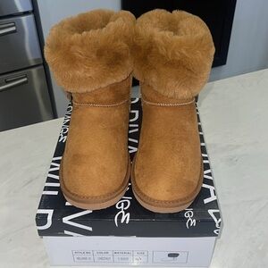 New! ✨ Women Winter Ankle Boots w/ Fur- Multiple Sizes!